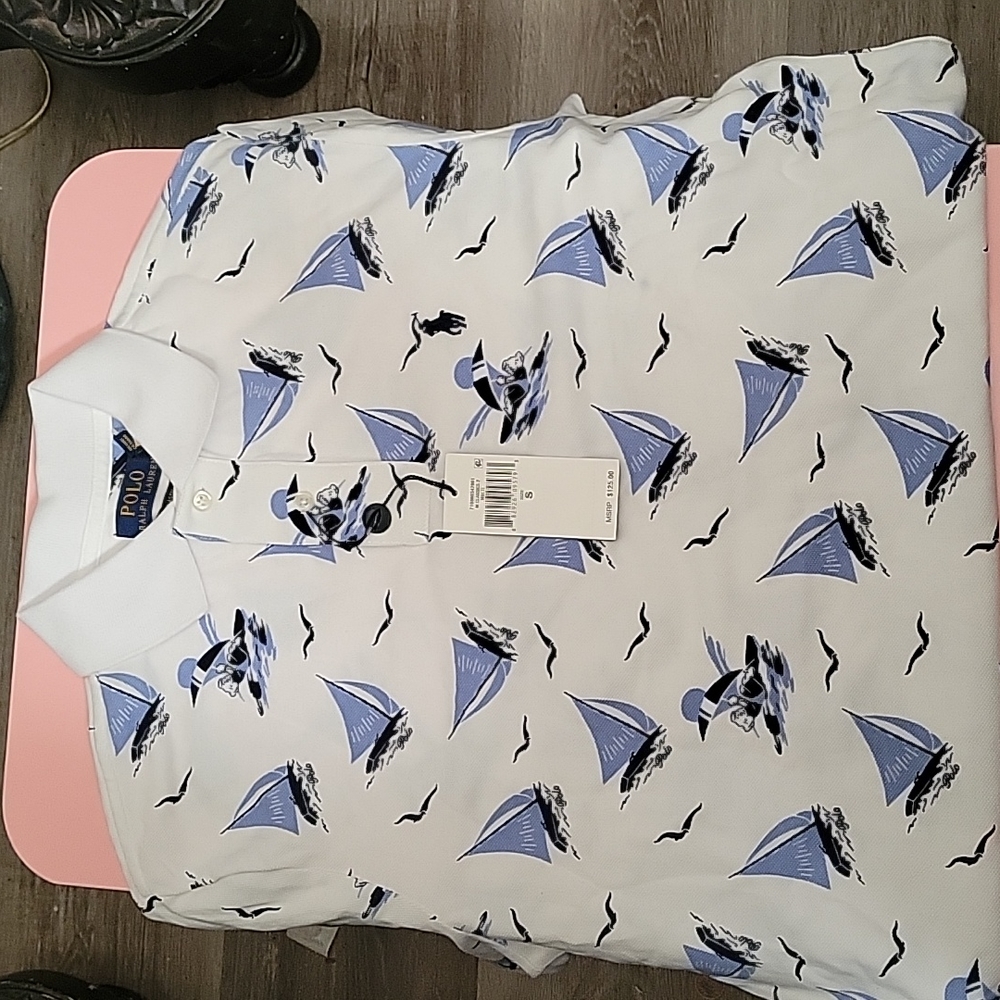 Short sleeve polo shirt